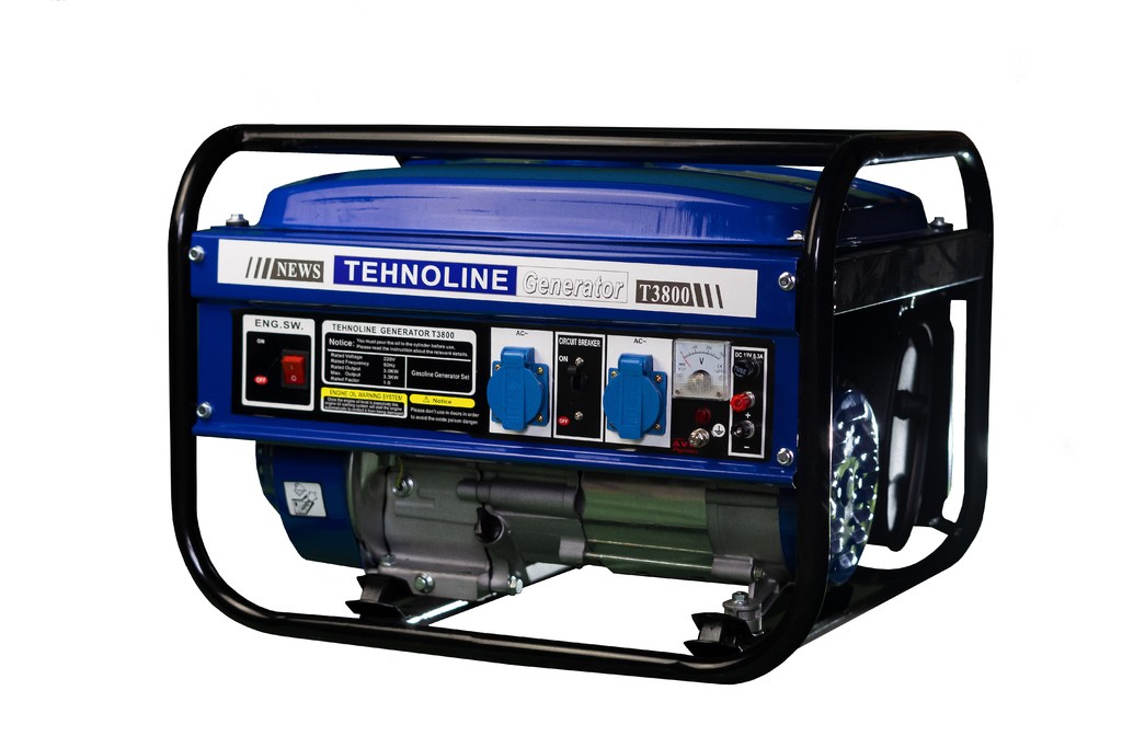 Генератор Tehnoline T3800Н (3.5/3.8 кВт ручной старт, медная обмотка,ротор 12 см)